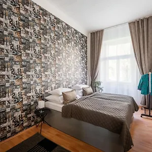  Apartamento - Karlin